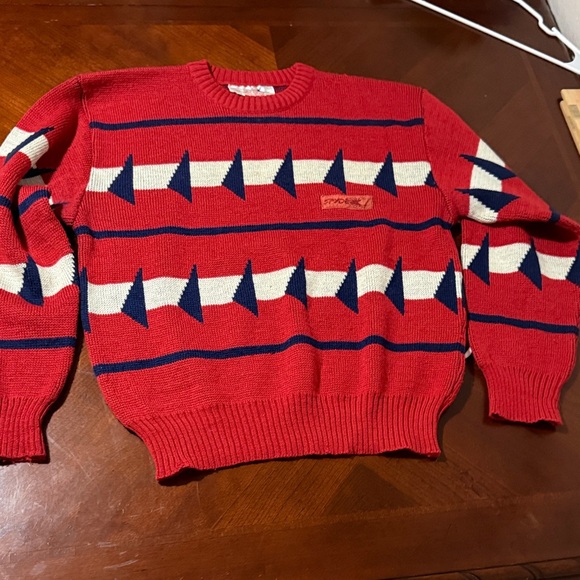 Vintage spyder 💯 wool Red and Blue Geometric Pattern Sweater - Picture 2 of 5
